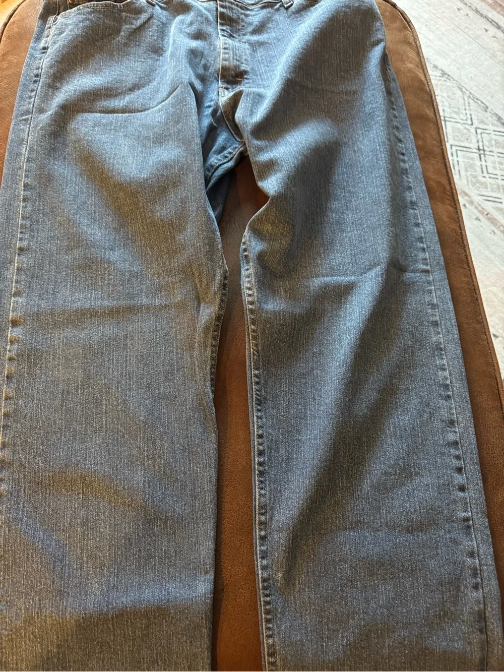 Men’s Wrangler Stretch Waist Straight Leg Denim Jeans Sz 40 x 34 Like New!